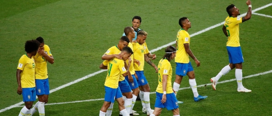 Brezilya'da 3 Futbolcu Çıkan Yangınla Ölümden Döndü!!